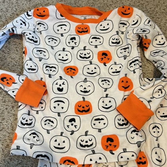 🌟Carters Jack O Lantern PJ set, 2T🌟 - Picture 2 of 8